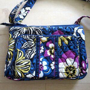 Vera Bradley Hipster Cross body African Violet Retired Pattern Blue Purple